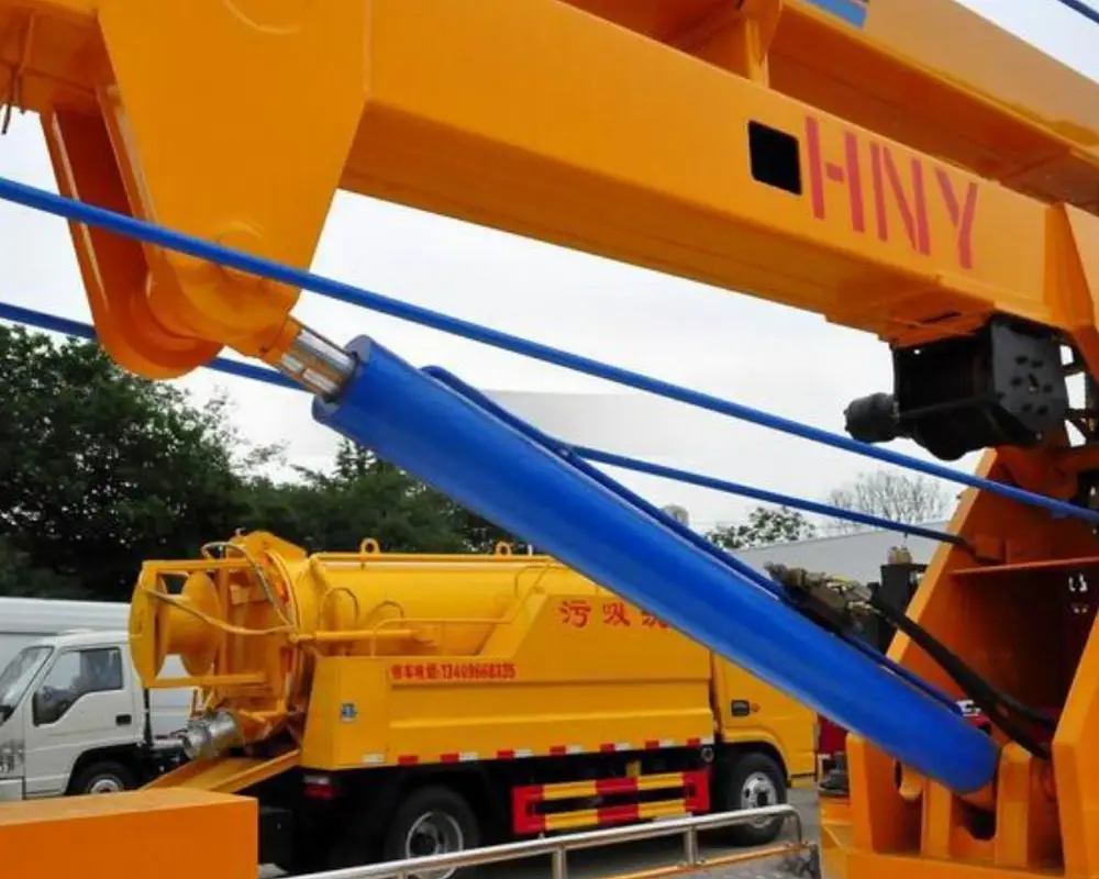 The operating pressure range of forklift hydraulic cylinders