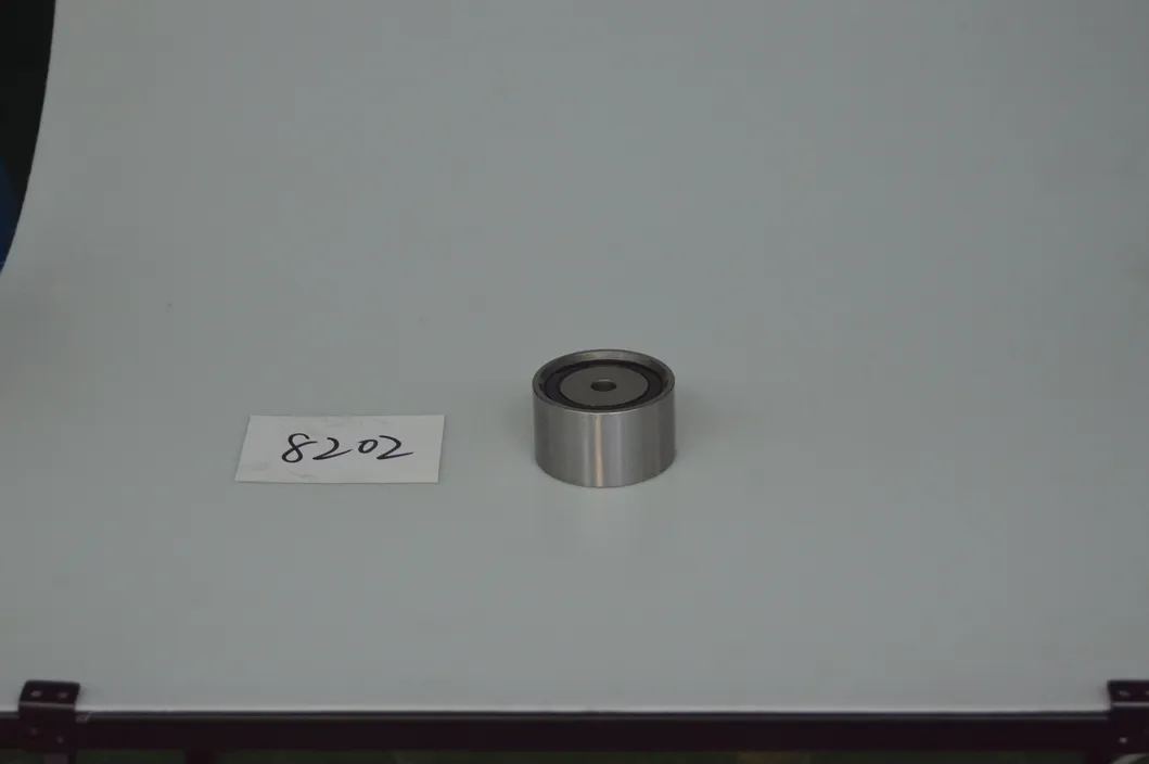 20cr Strong and Durable Engine Parts Tensioner Pulley Vkm88000 From China Auto Manufacturer Direct